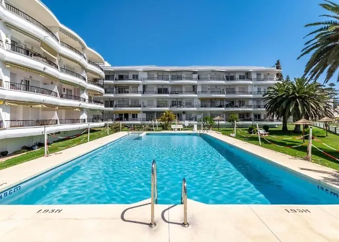 2 Bedroom With Sea Views, Acapulco Playa, Нерха