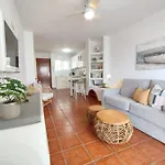 2 Bedroom With Sea Views, Acapulco Playa, Apartamento Nerja